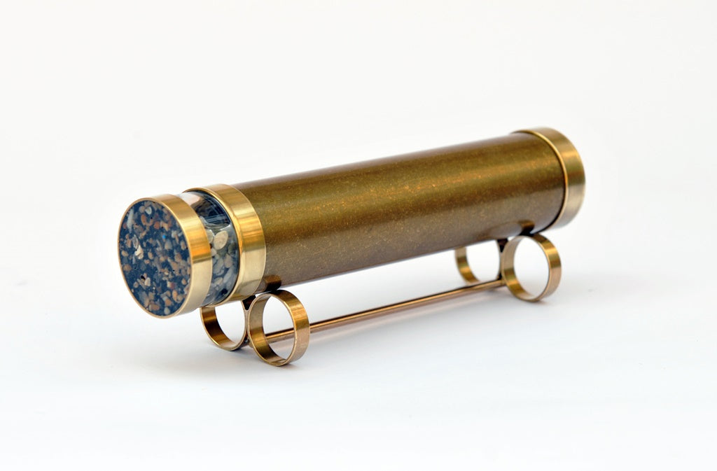 Hime Kaleidoscope オフセット　Editionあり Kaleidoscope in Brass medium – OK Fine Furniture